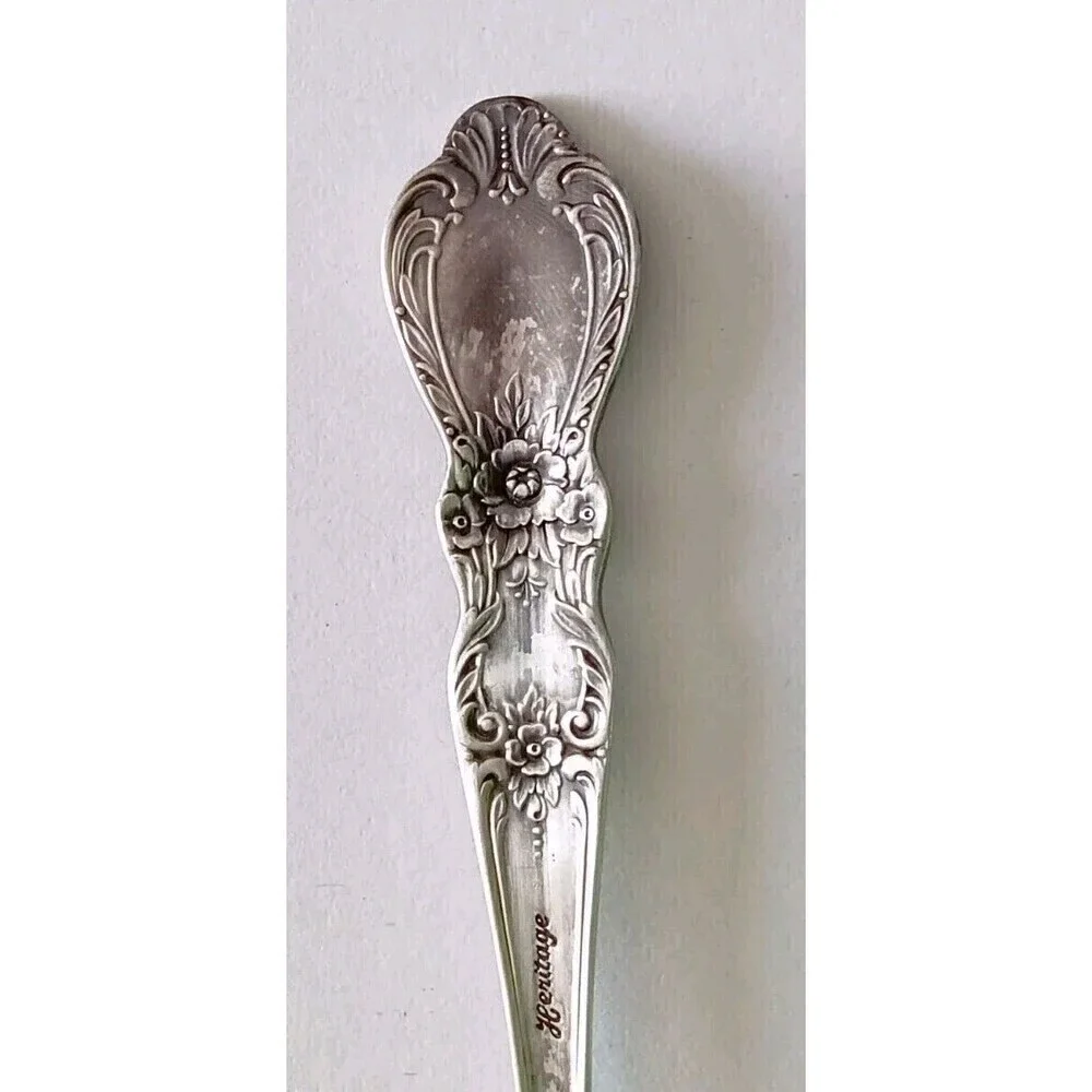 1847 Rogers Bros IS Grand Heritage Pie/Cake Server WM Rogers Butter Knife Set